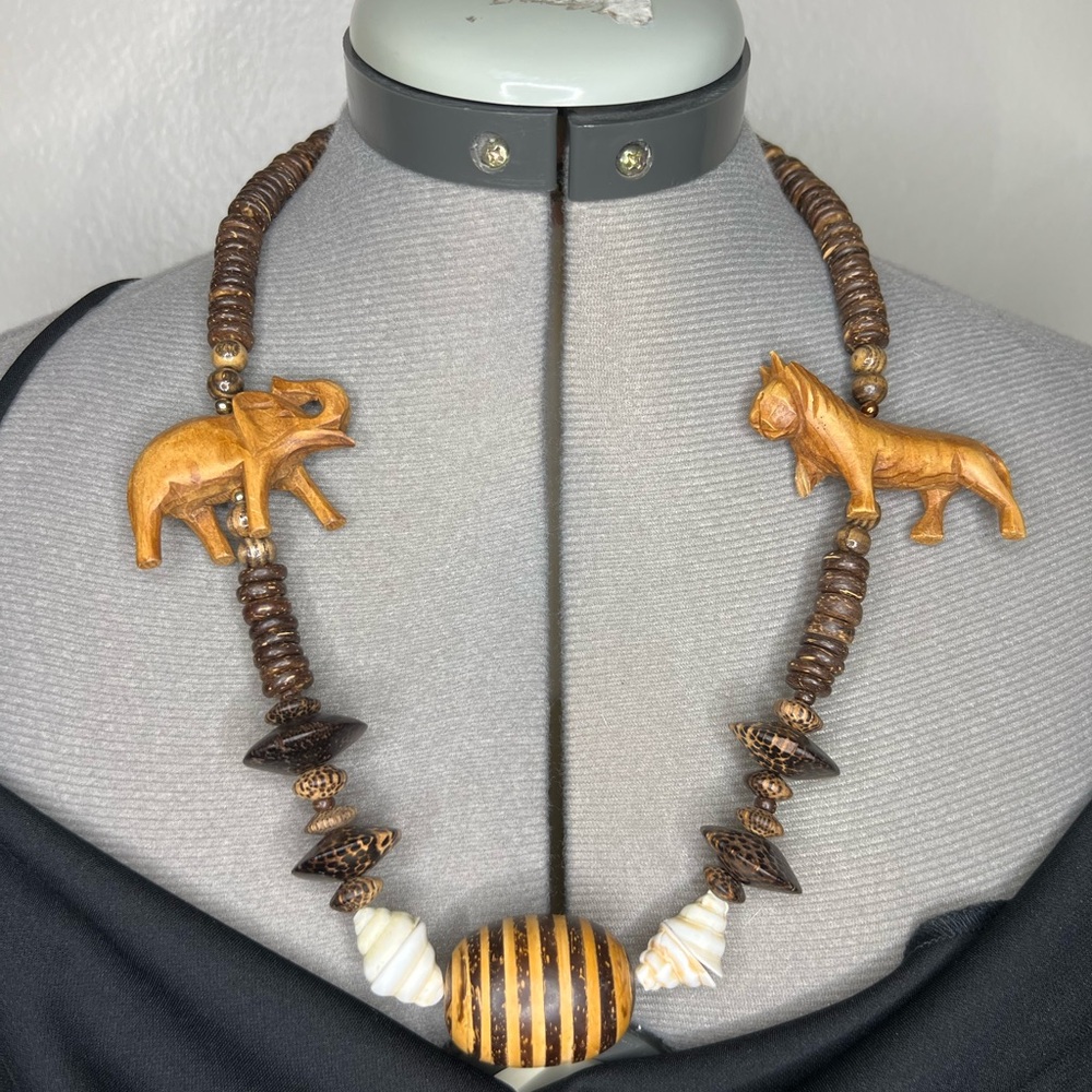 Vintage Wood Chunky Safari Necklace